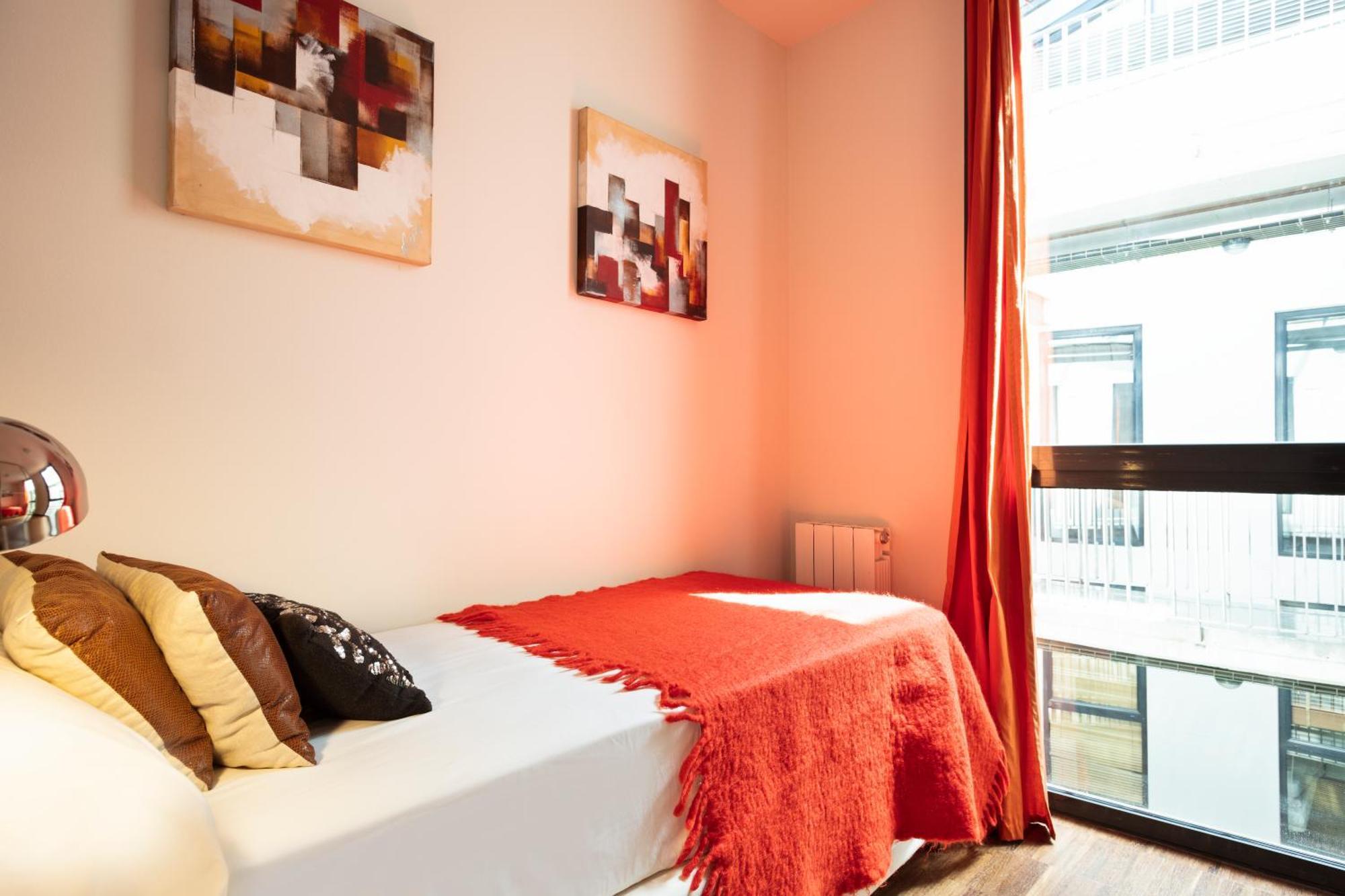 Apartment Barcelona Rentals - Sarria Apartments Near Center Rom bilde